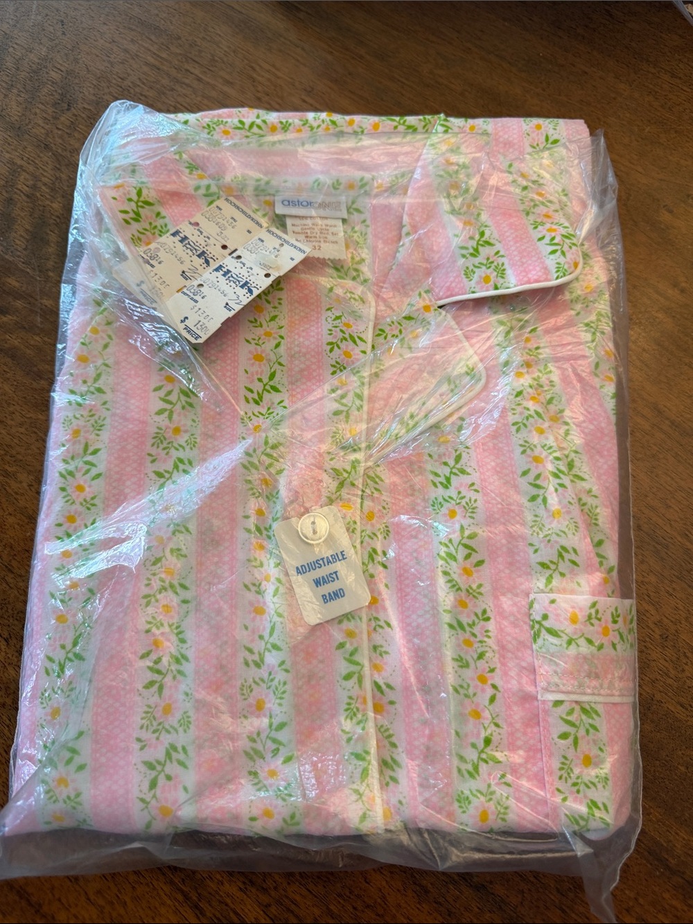Vintage AstorOne Pajamas Size 32